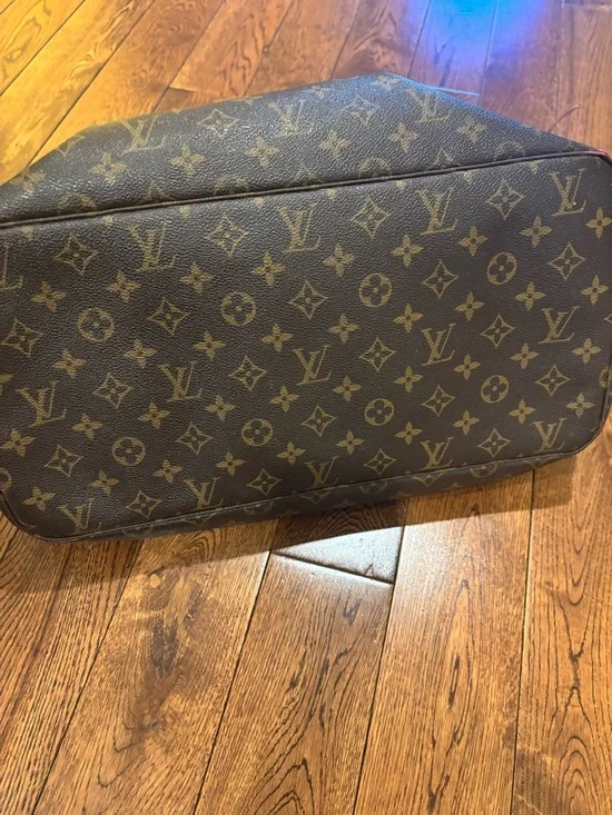 Louis Vuitton Monogram Neverfull Tote - Brown with Tan Trim - Picture 7 of 11